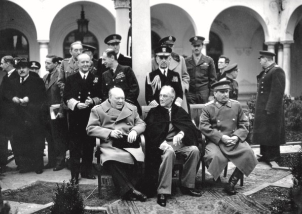 1945년 얄타회담에 참가한 미국 루스벨트 대통령, 영국 처칠 수상, 소련 스탈린 공산당 서기장  Yalta Conference 1945 Churchill, Stalin, Roosevelt